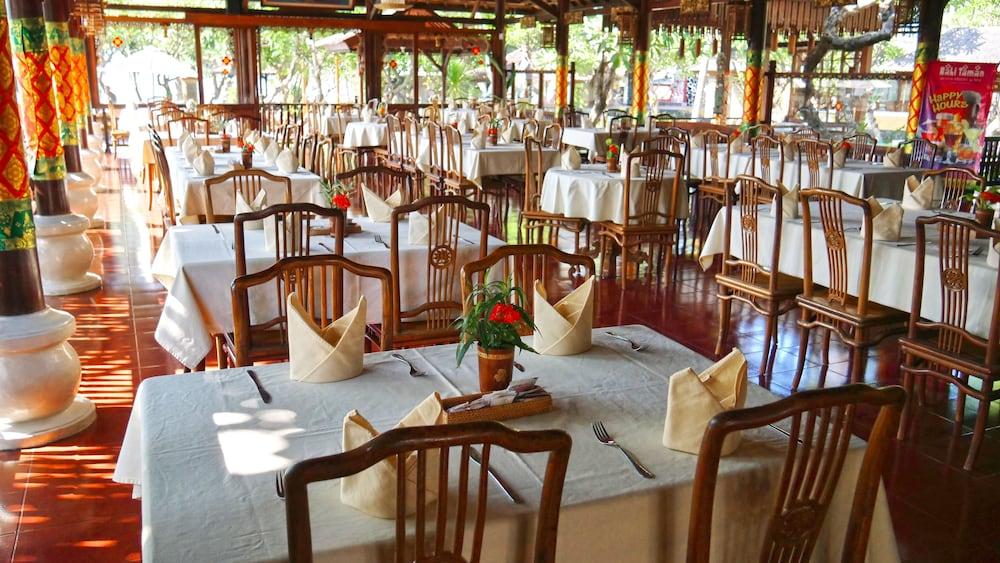 Bali Taman Beach Resort & Spa Lovina Buleleng  Exterior photo